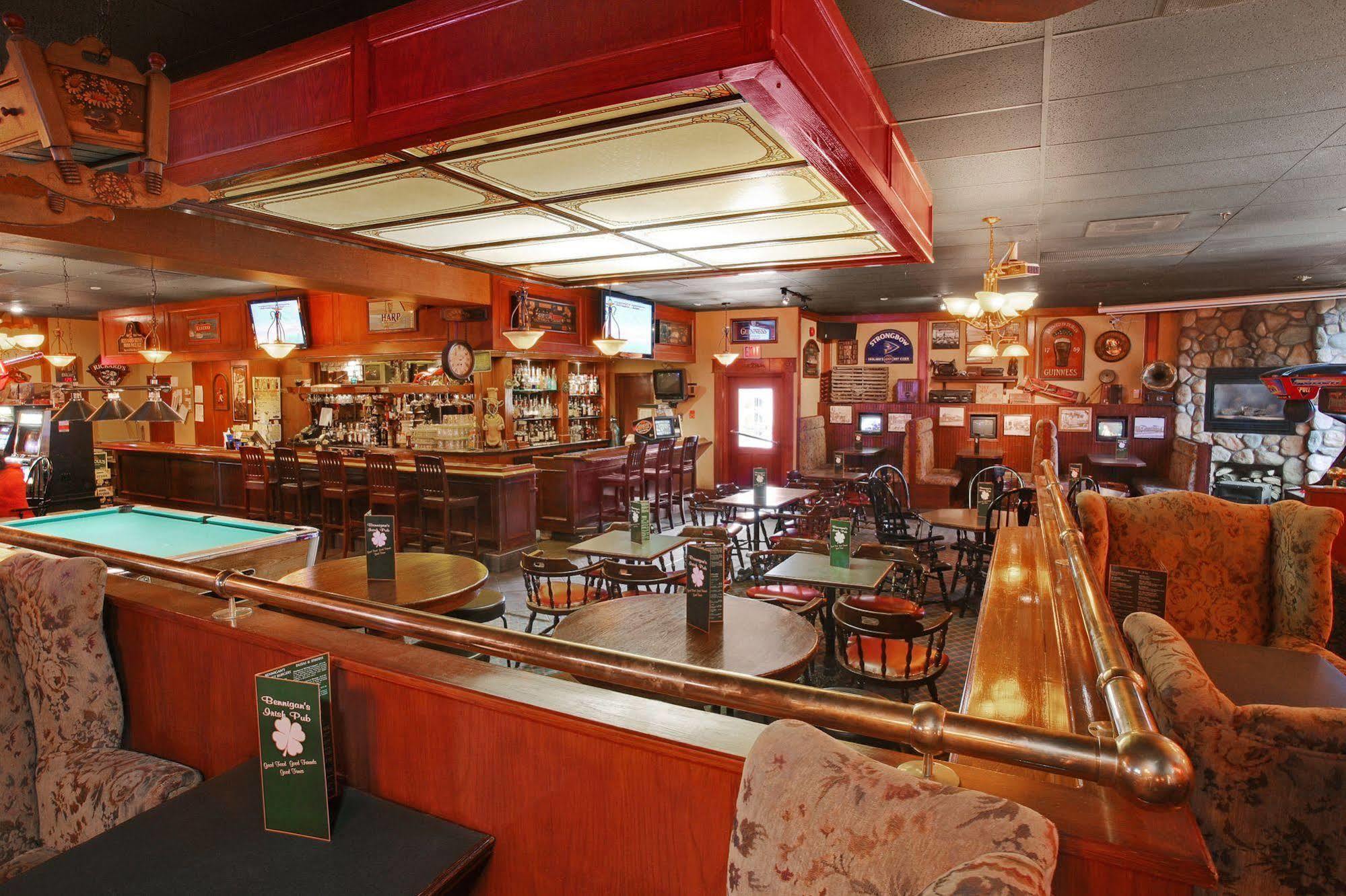 Tropical Inn - North Battleford Εξωτερικό φωτογραφία